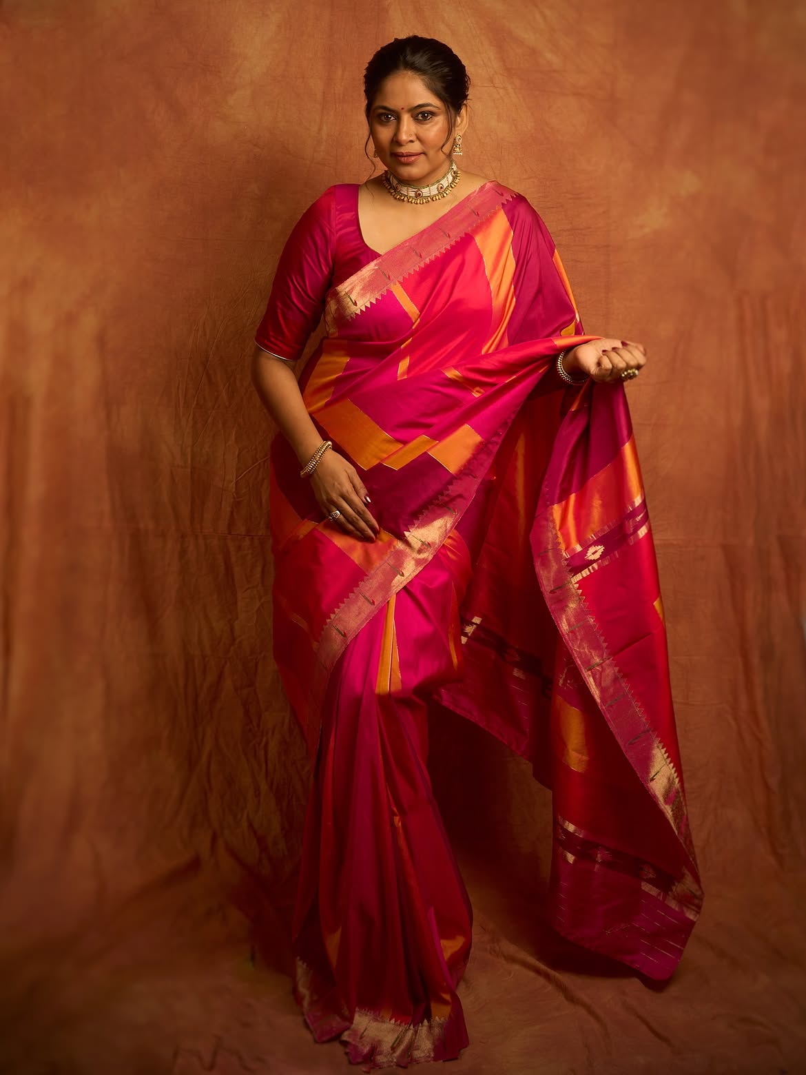 Shweta Shinde pink saree photos