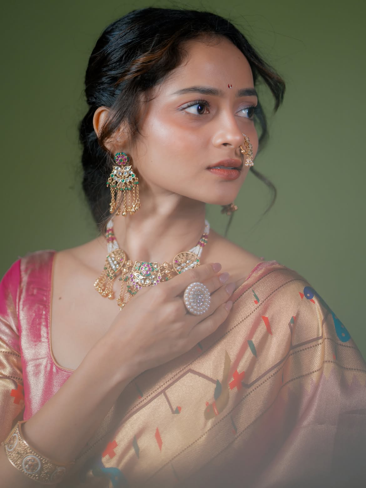 Shivali Parab Paithani saree look