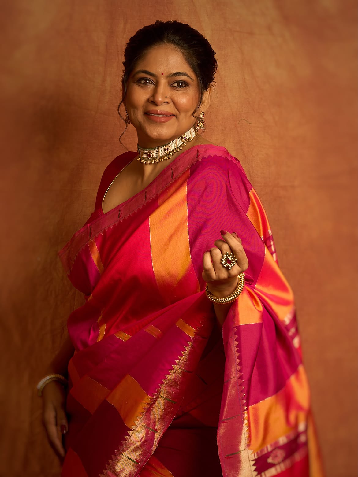 Shweta Shinde pink saree photos