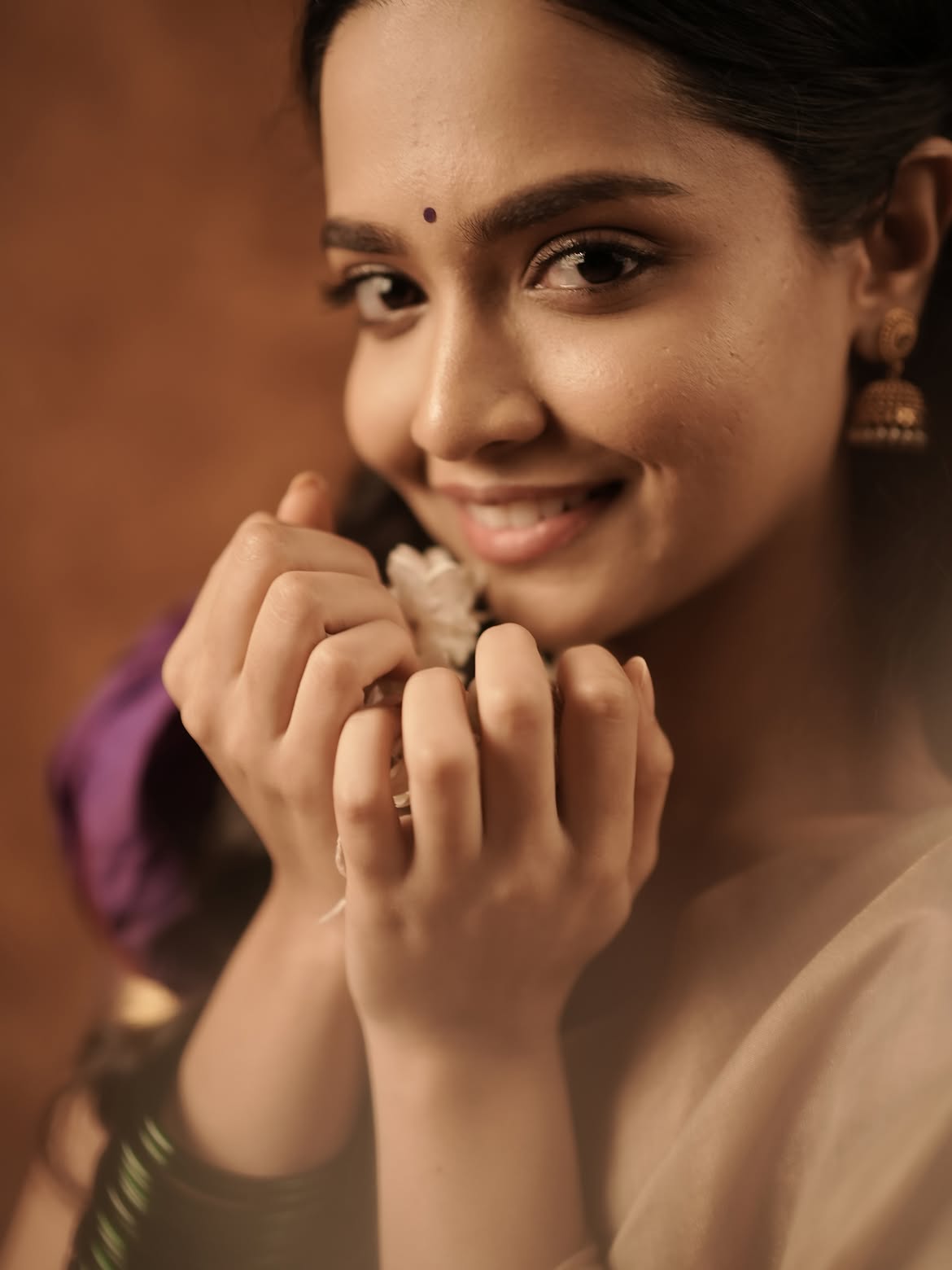 Vallari Viraj saree look photoshoot