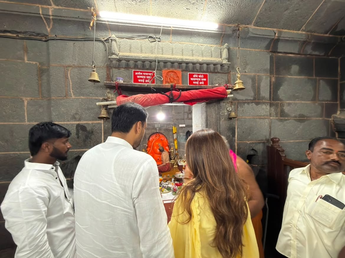 Yugendra Pawar visits Morgaon Temple