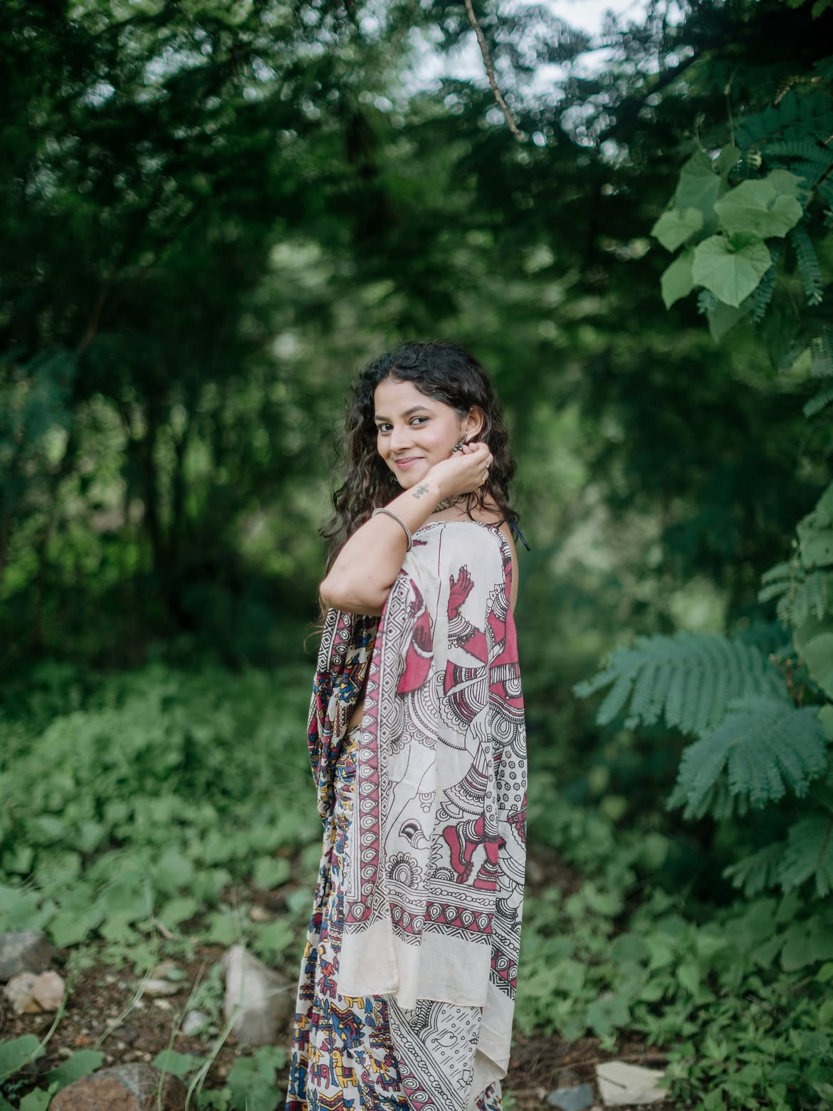 sakshi gandhi kalamkari saree photos