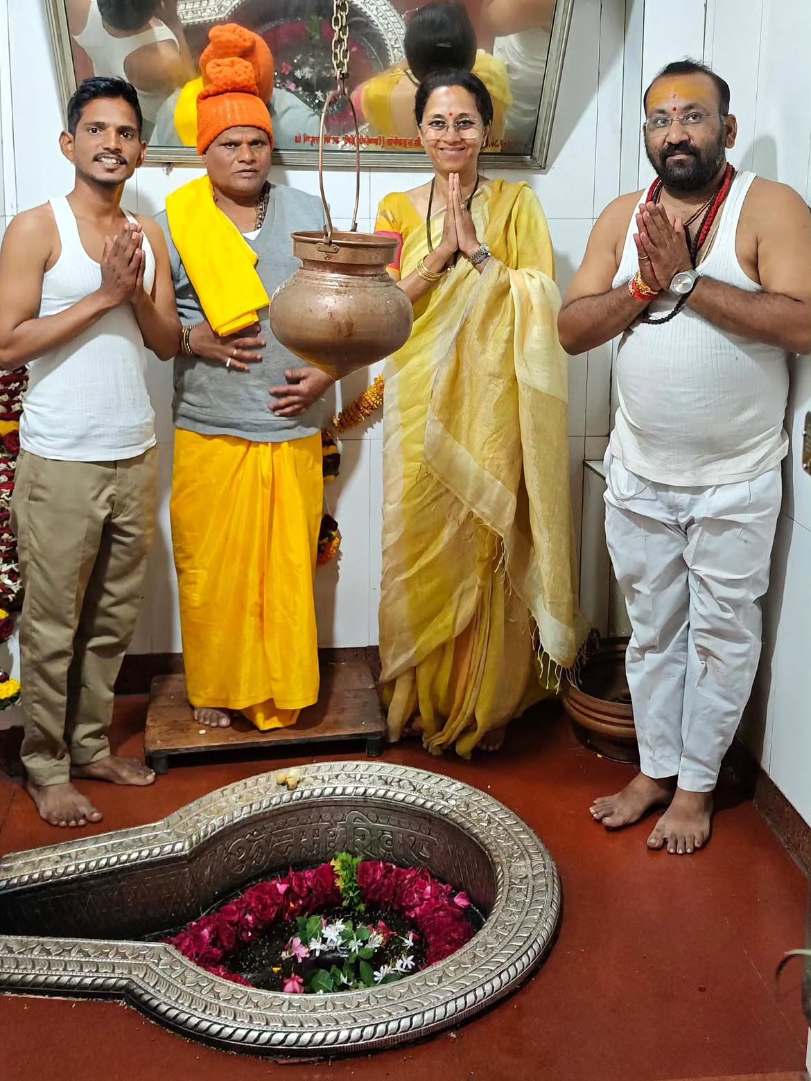 Supriya Sule Someshwar temple Baramati
