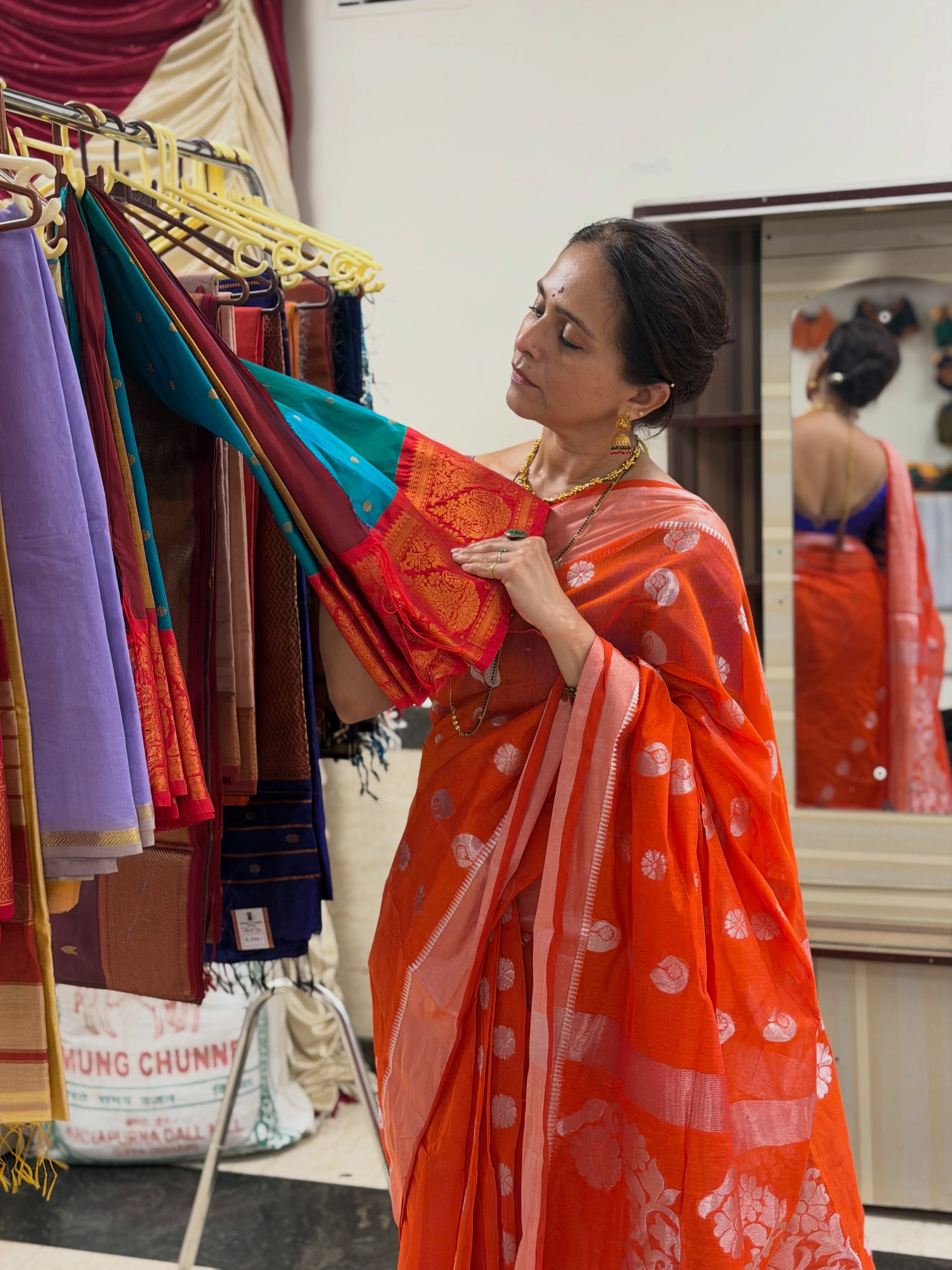 Aishwarya Narkar Orange Saree Look