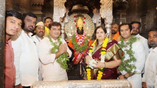 Dhananjay Mahadik With Family At Pandharpur