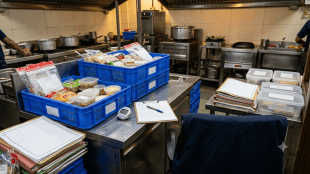 mumbai fda action on hotels | dadar andheri restaurant hygiene inspection | maharashtra food safety compliance news | hotel license suspension mumbai news