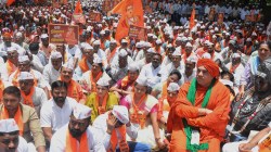 अल्पसंख्याक दर्जाच्या मागणीसाठी लिंगायत समाजाचे ठिय्या आंदोलन; मंगळवारी मुंबईत बैठक