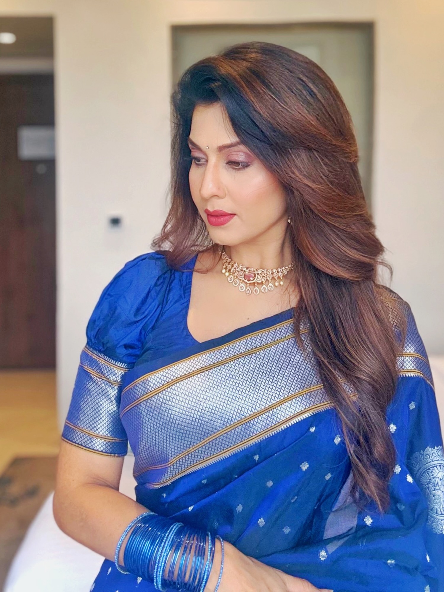 Maadhavi Nemkar Blue Paithani Saree Look