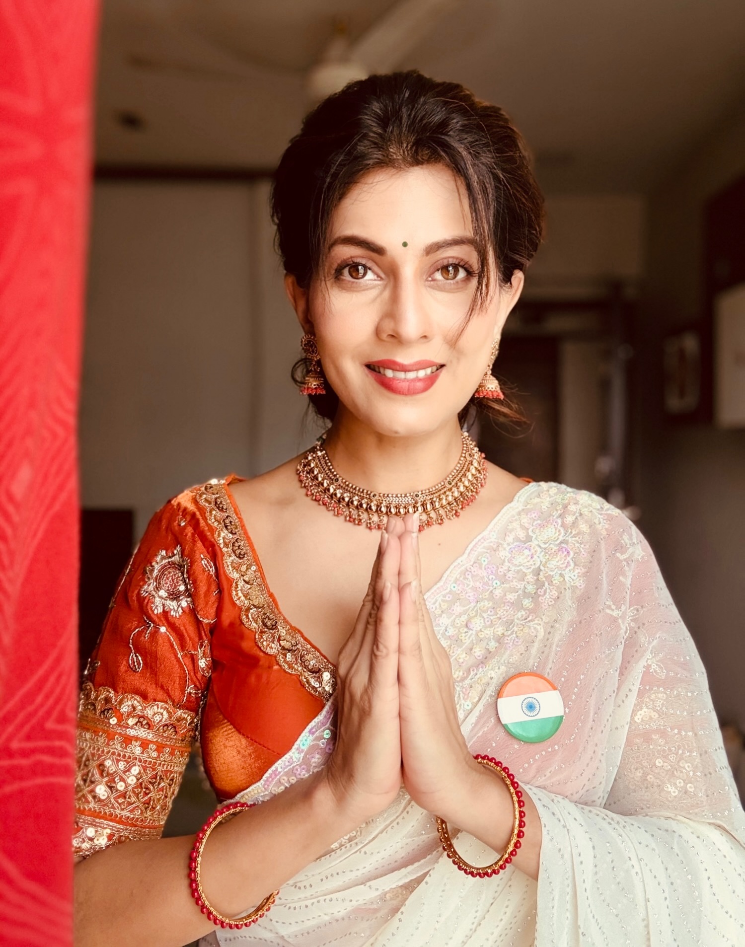 Maadhavi Nemkar Blue Paithani Saree Look