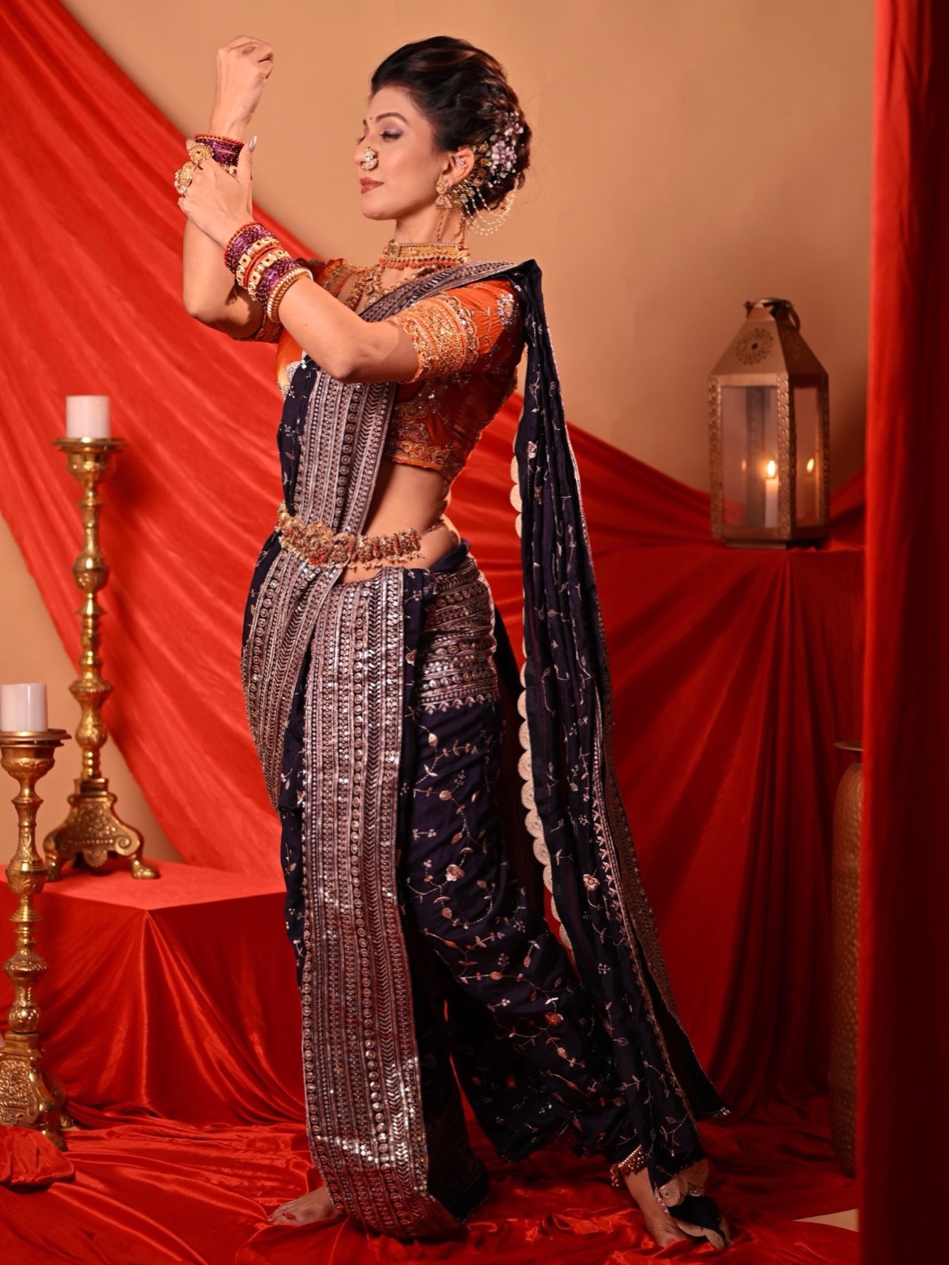 Maadhavi Nemkar Purple Nauvari Saree Look