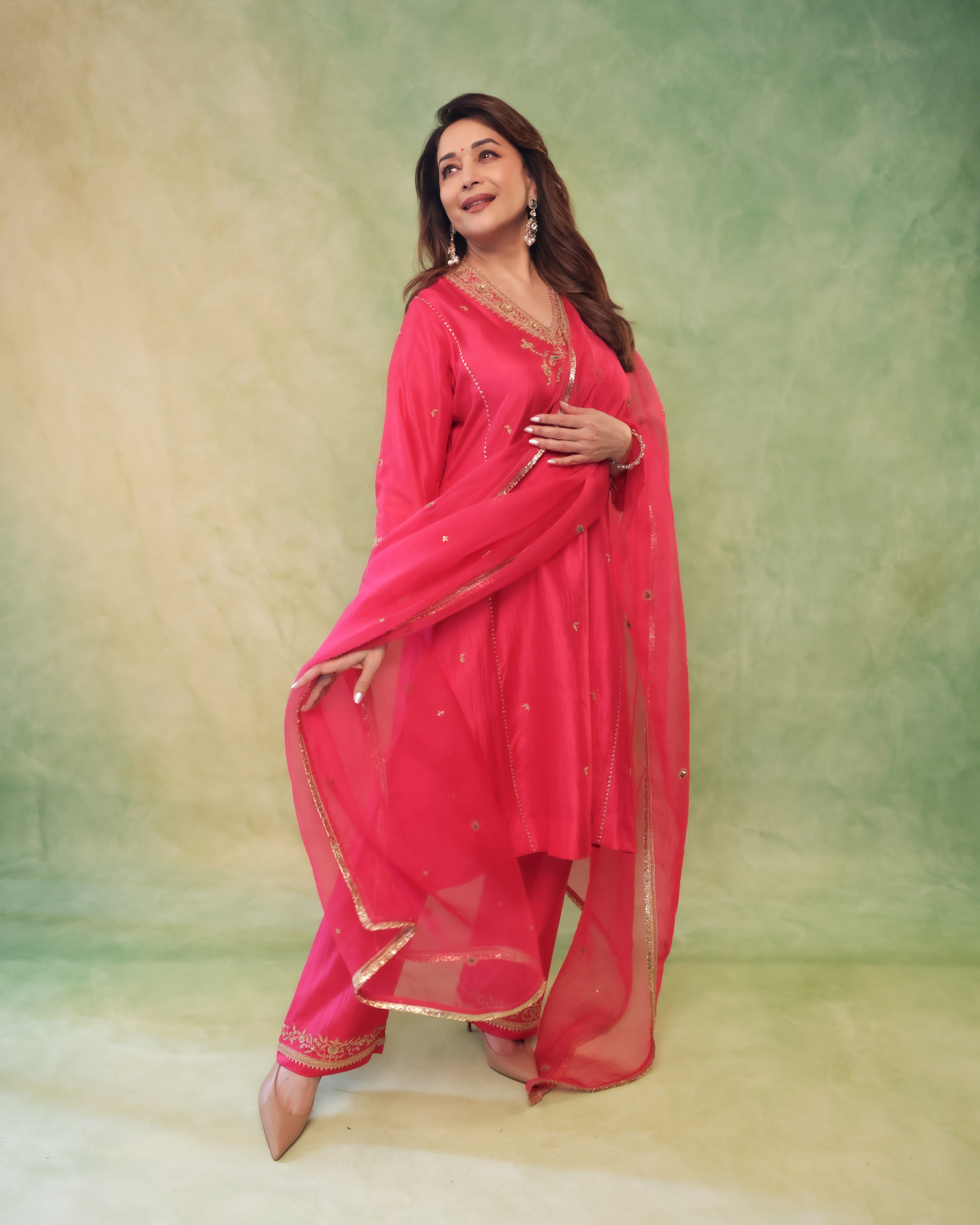 Madhuri Dixit Pink Dress Look