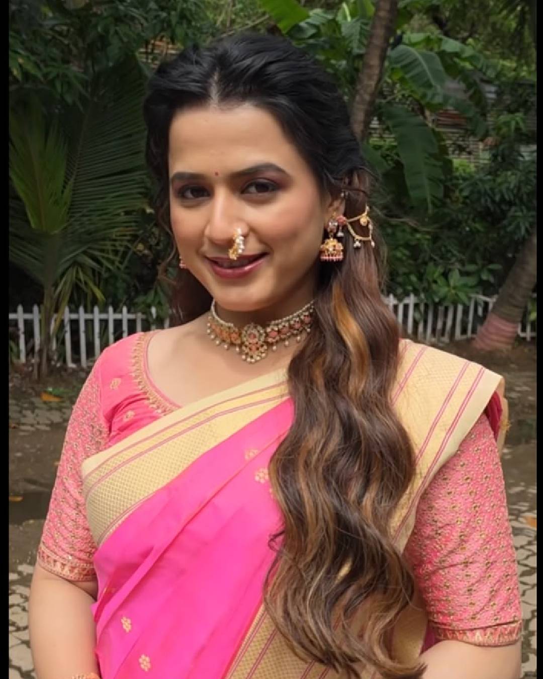 Prajakta Gaikwad pink saree look