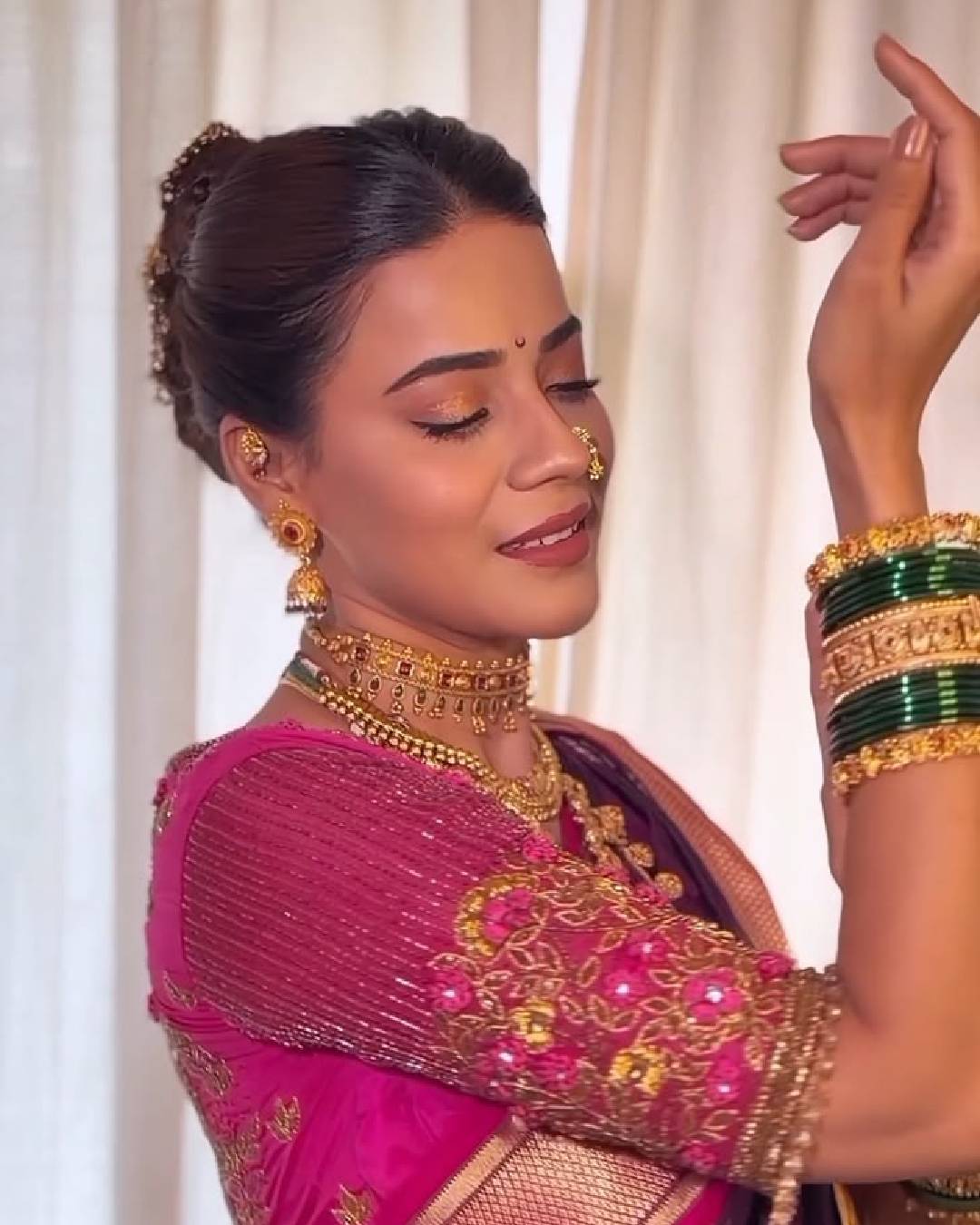 Pratiksha Mungekar traditional saree look