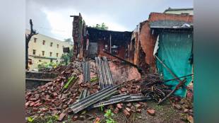Junnar wall collapse due to heavy rain | Junnar news updates | Pune district rural news | Pimplegaon Joga dam affected family issue | Junnar Madh heavy rain news