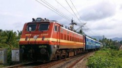 देशभरात रेल्वेतील बेडरोल चोरीत वाढ; रेल्वेला लाखोंचा फटका