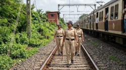 रेल्वे पोलिसांना मराठीचे वावडे; जनजागृतीची माहिती हिंदी भाषेतून
