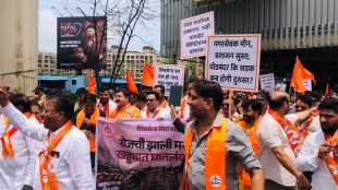 mira bhayandar potholes protest | shiv sena khadde bharo andolan | thane ghodbunder road potholes issue | mayor dimple mehta raju bhoir news