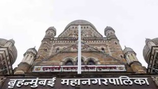 Ashwini Bhide BMC inspection | Pedestrian First campaign Mumbai | Footpath encroachment removal notice | Goregaon station road widening