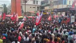 अकोले: आदिवासी दिनाच्या कार्यक्रमात अकोल्यातील राजकीय नेत्यांचे शक्ती प्रदर्शन