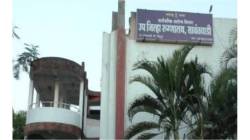 कोल्हापूर सर्किट बेंचचा आरोग्य विभागाला झटका; सावंतवाडी ट्रामा केअर युनिटप्रकरणी आरोग्य संचालकांना २९ ऑगस्टला हजर राहण्याचे आदेश