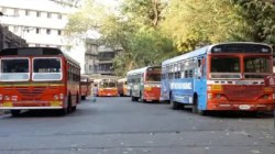 बस थांब्यावरील प्रतीक्षा वेळेत वाढ; बेस्टच्या अपुऱ्या बसगाड्यांमुळे प्रवाशांचे हाल