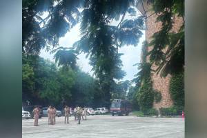 Nagpur School Bomb Threat | Nagpur District Court Bomb Threat | Nagpur Police Investigation | Cyber Cell Threat Email Search