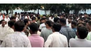 Beed Vadvani Stone Pelting Clash | Beed Parking Dispute Violence Mob Attack | Vadvani Police Station Riot Control Team Beed | Akshay Kende Beed Crime Report Loksatta