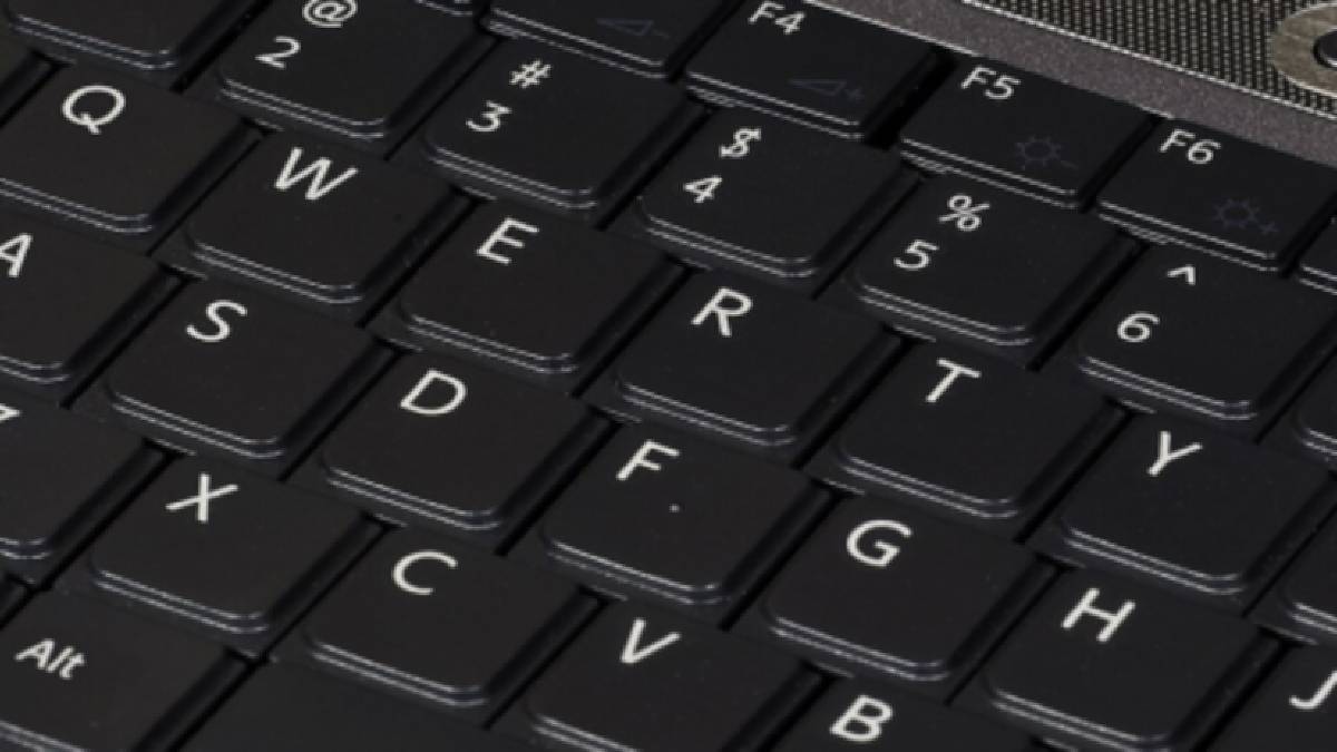 Real reason the keyboard is not arranged alphabetically