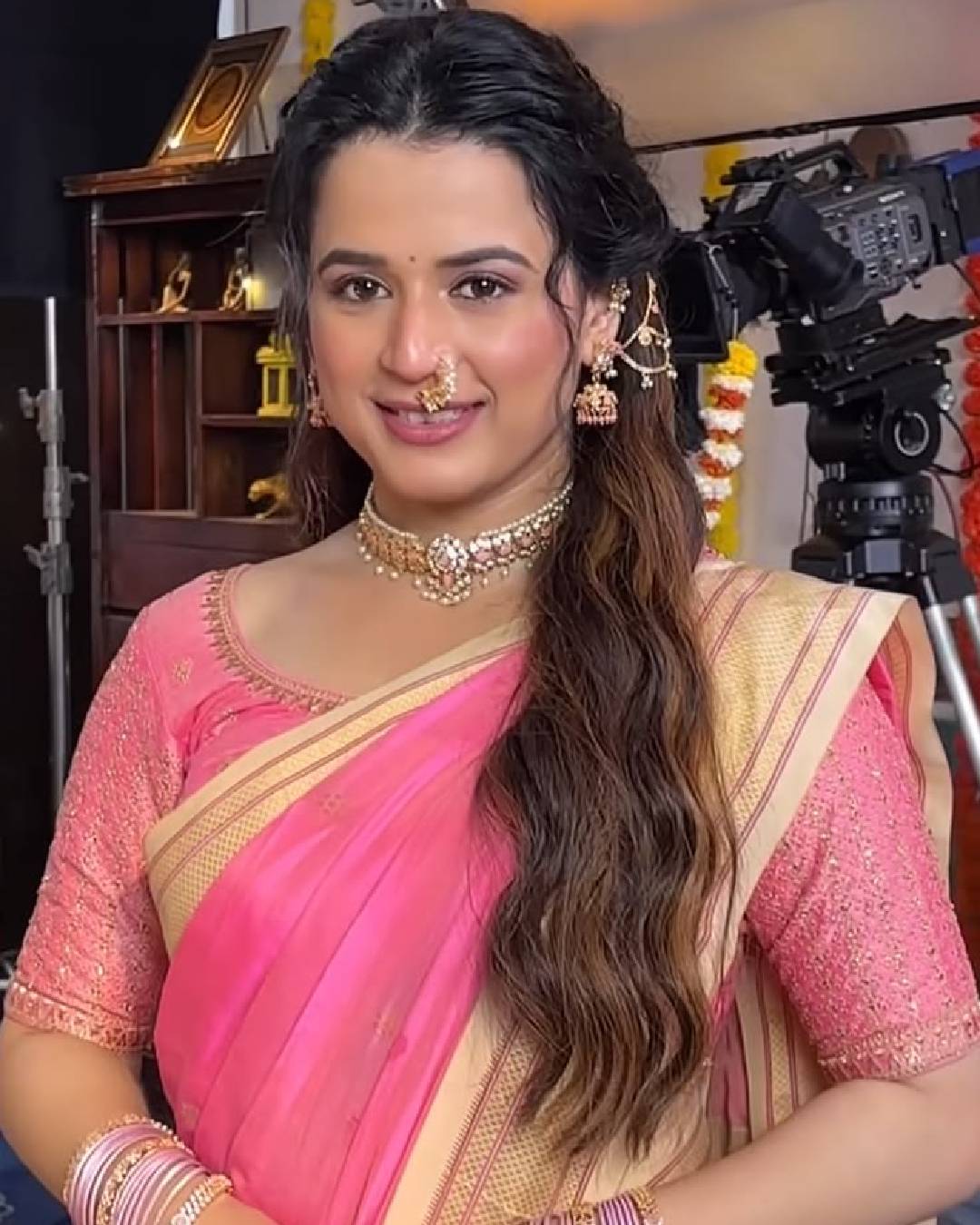 Prajakta Gaikwad pink saree look