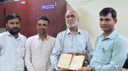 पंडिता रमाबाई यांनी अनुवादित केलेल्या ऐतिहासिक व दुर्मिळ बायबलची प्रत; अहिल्यानगरमधील संग्रहालयाकडे जतन व अभ्यासासाठी सुपूर्त