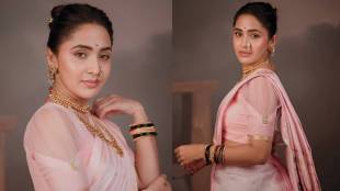 Anushka Sarkate new traditional look