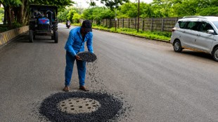 Nashik road potholes repair work | Nashik Municipal Corporation NMC news | Devendra Fadnavis Nashik visit | Simhastha Kumbh Mela Nashik road work