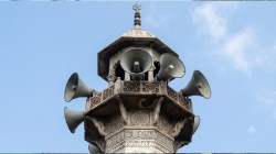 मशिदींवरील भोग्यांचे प्रकरण : नियमांचे पालन करायचे नसेल, तर बांधील नसल्याचे प्रतिज्ञापत्र द्या, पोलिसांची उच्च न्यायालयाकडून कानउघाडणी