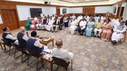 “काळजी करु नका, मी तुमच्याबरोबर”, पंतप्रधान मोदींनी दिला तृणमूल आणि ठाकरे सेनेतून फुटलेल्या खासदारांना विश्वास