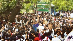 महाराष्ट्रातील विद्यार्थी, तरुण आंदोलनकर्त्यांना अखेर दिलासा