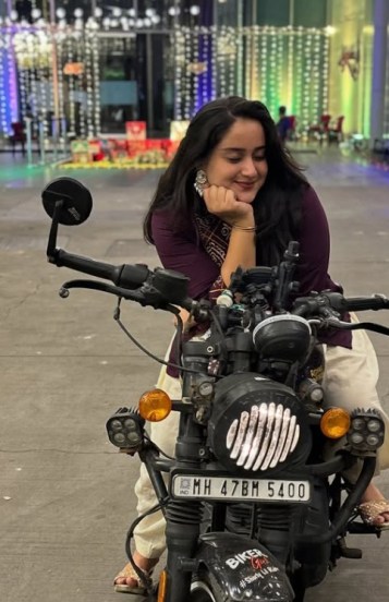 Riddhi Thakkar Death News 