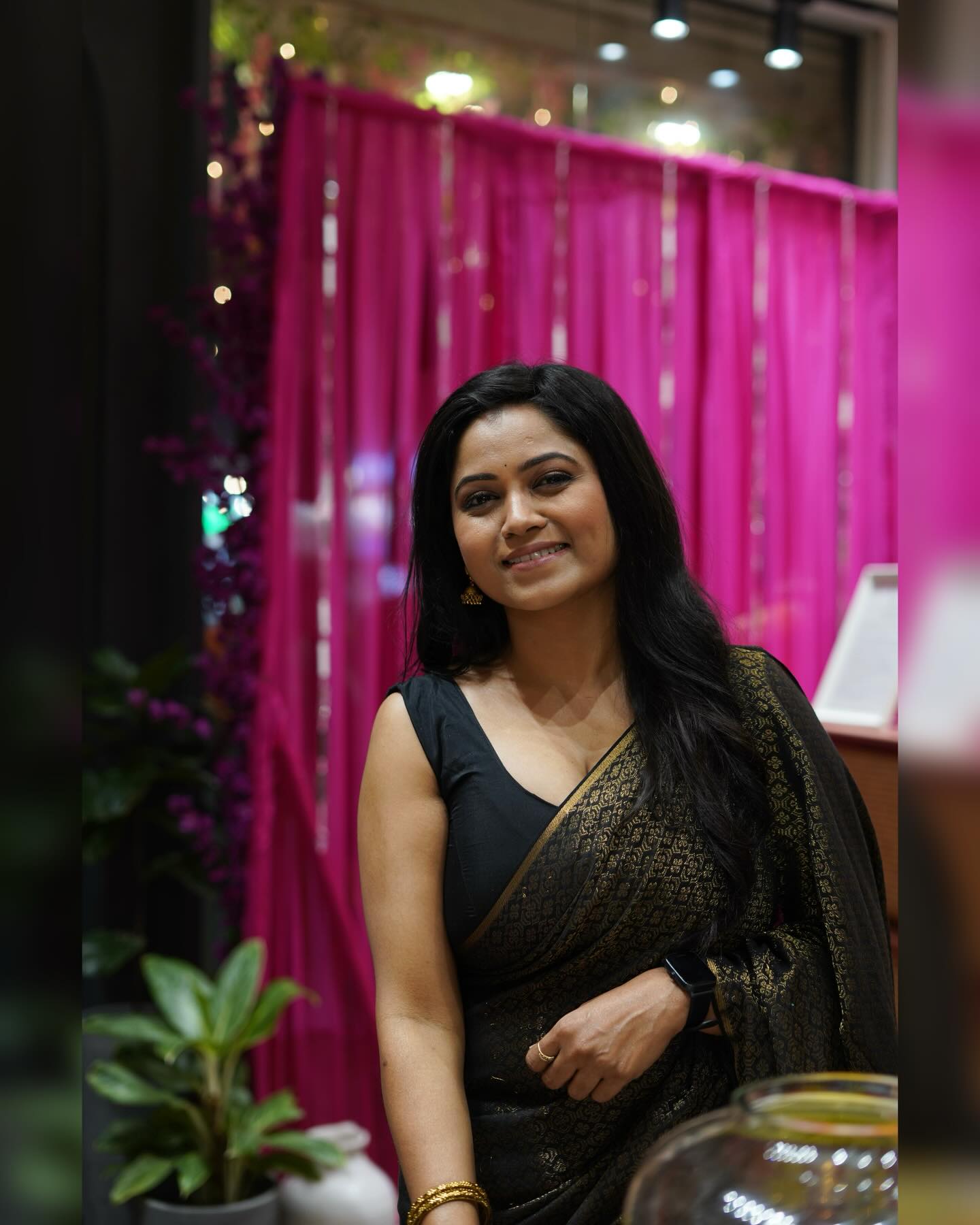 Rasika Vengurlekar Pink Paithani Saree