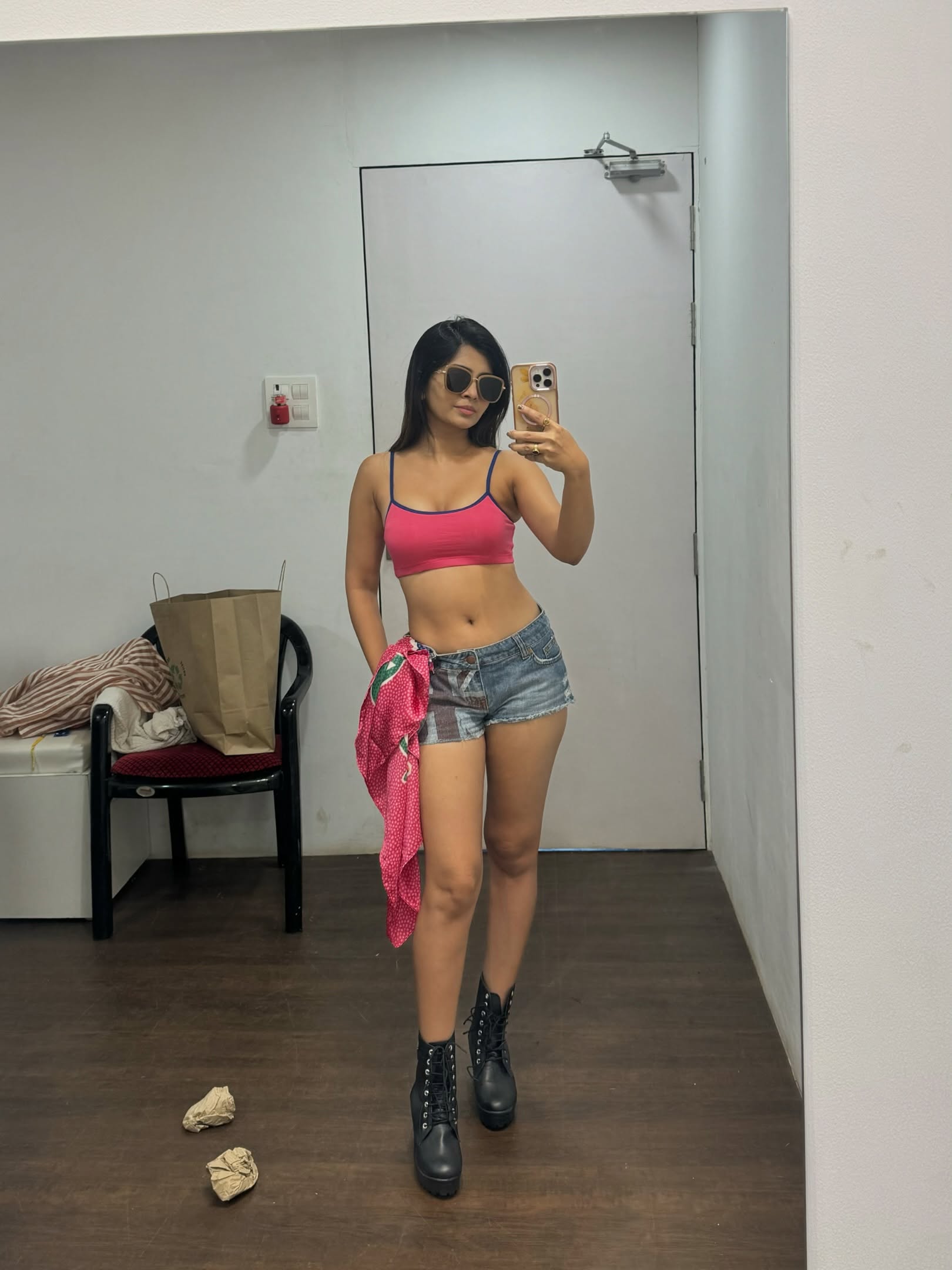 Ruchira Jadhav Bold Look Mamachya Govyala Jauya