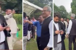 Shiv Sena Symbol Case Supreme Court | Sanjay Raut Naresh Mhaske Viral Video Supreme Court | सर्वोच्च न्यायालय शिवसेना सुनावणी | संजय राऊत नरेश म्हस्के व्हिडिओ