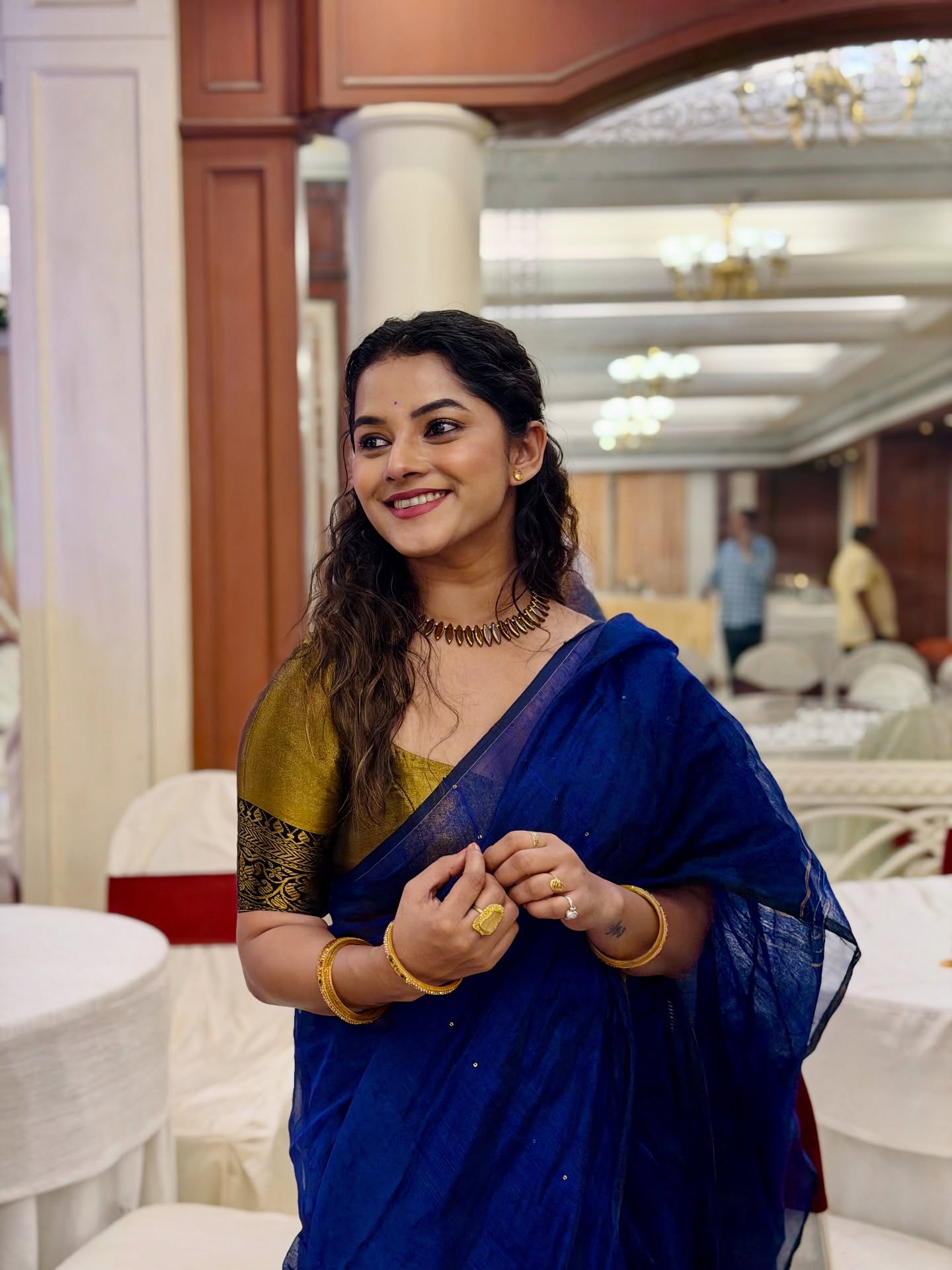 Sakshee Gandhi Krushnaichya Leki TV Serial