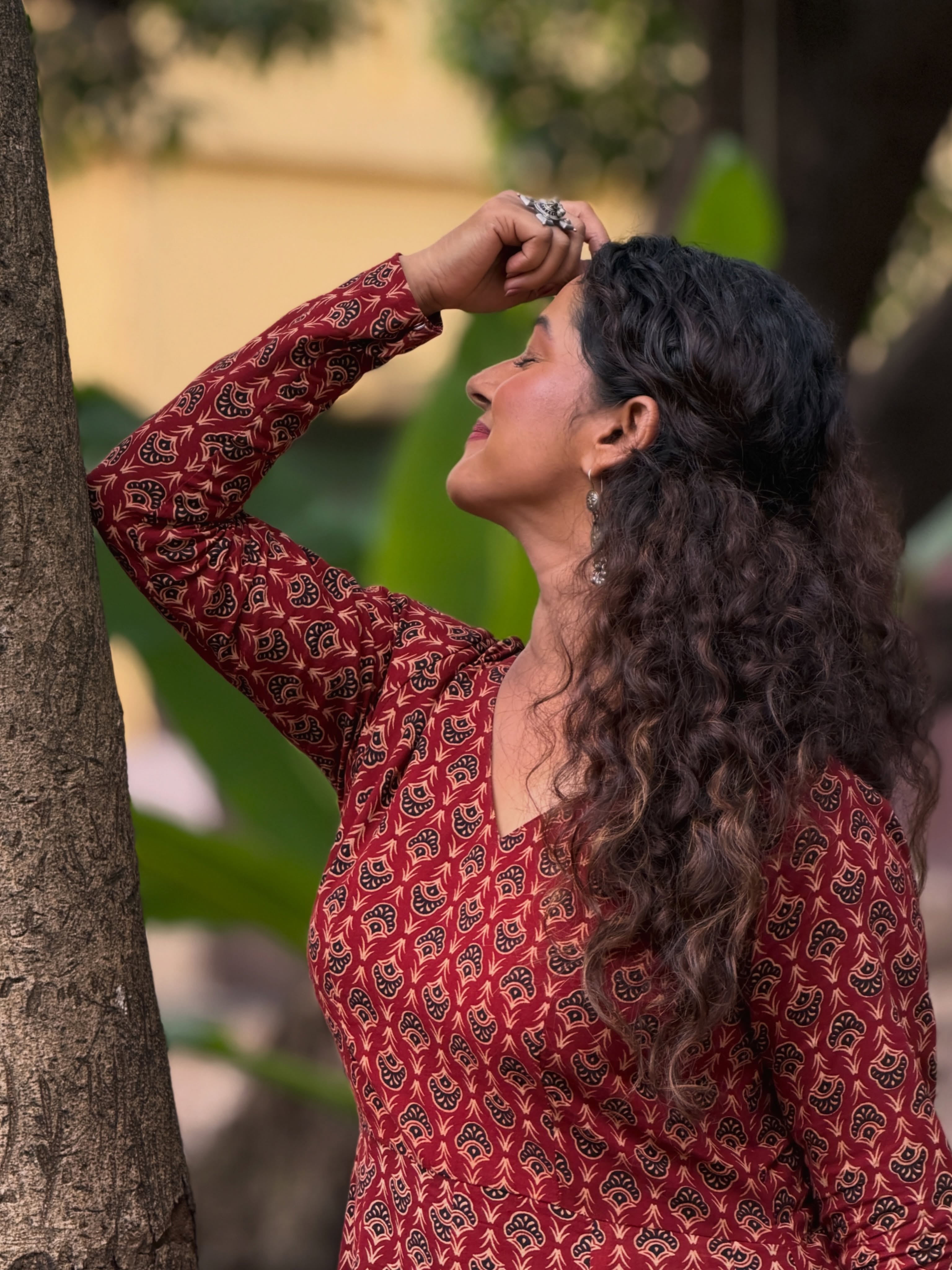 Sakshee Gandhi Red Kurti Look