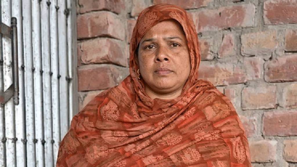 Shahida Fakir Mumbai Bangladesh deportationa news | West Bengal woman wrongly deported to Bangladesh Shahida Fakir Mumbai Bangladesh deportationa news | West Bengal woman wrongly deported to Bangladesh