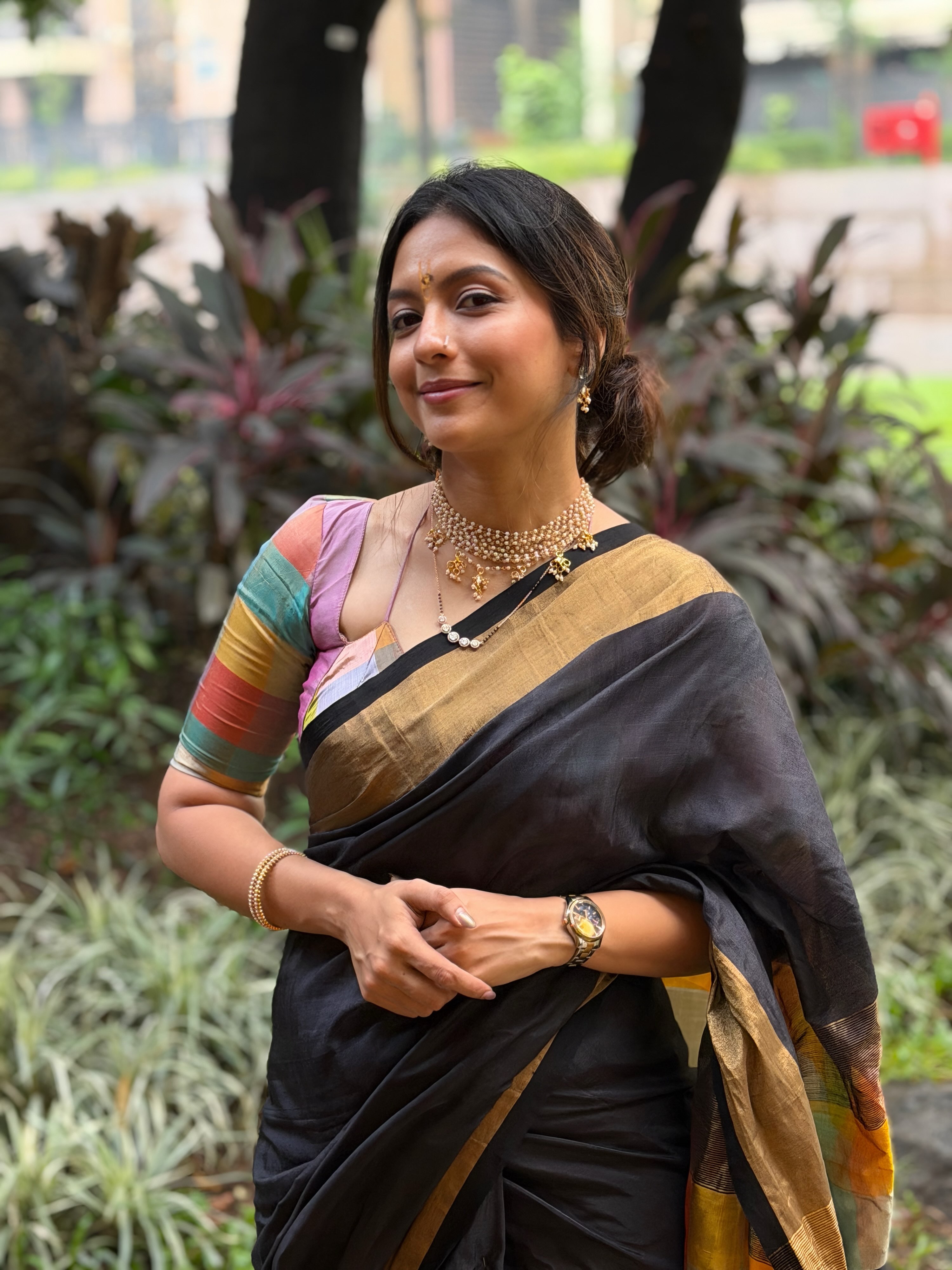 Sharvari Kulkarni Borkar Black Saree Look