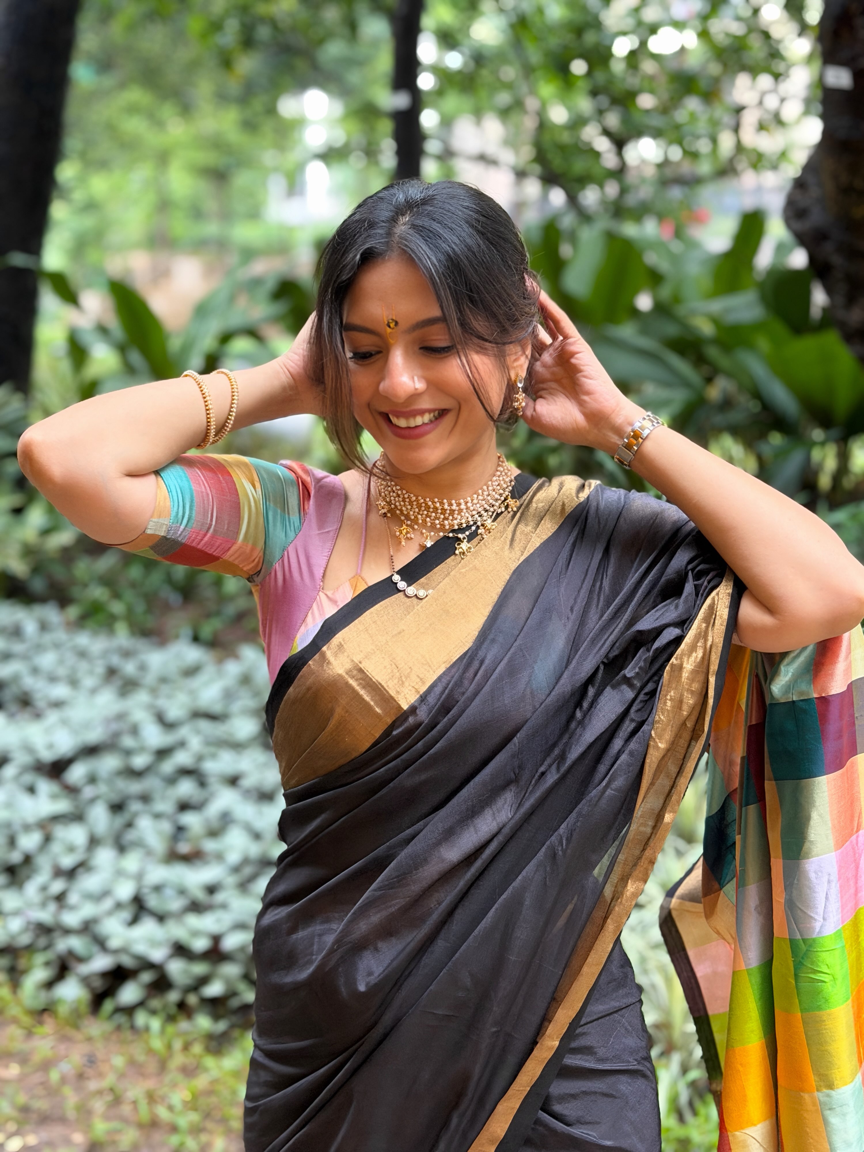 Sharvari Kulkarni Borkar Black Saree Look