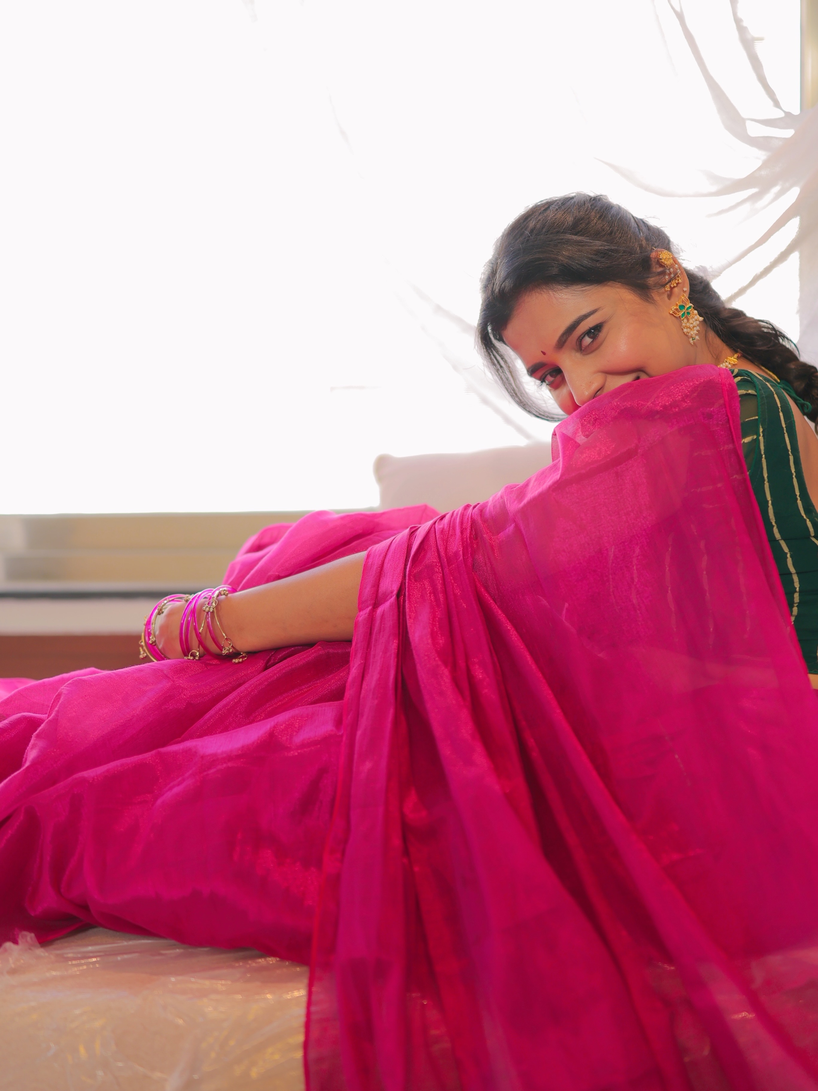 Shivani Mundhekar Pink Saree Look