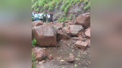 सिंधुदुर्ग जिल्ह्यात श्रावणसरी; भुईबावडा घाटात दरड कोसळल्याने वाहतूक बंद