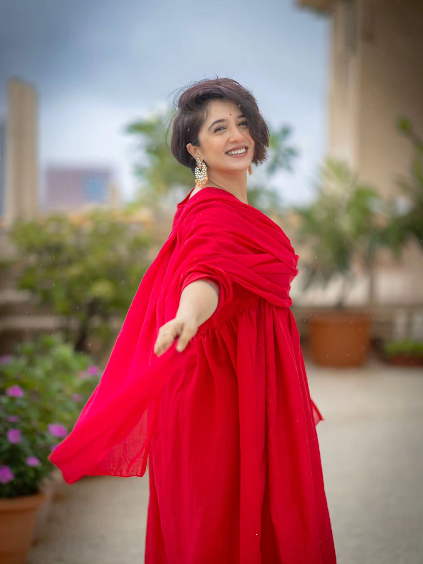 Snehlata Vasaikar Red Dress Look