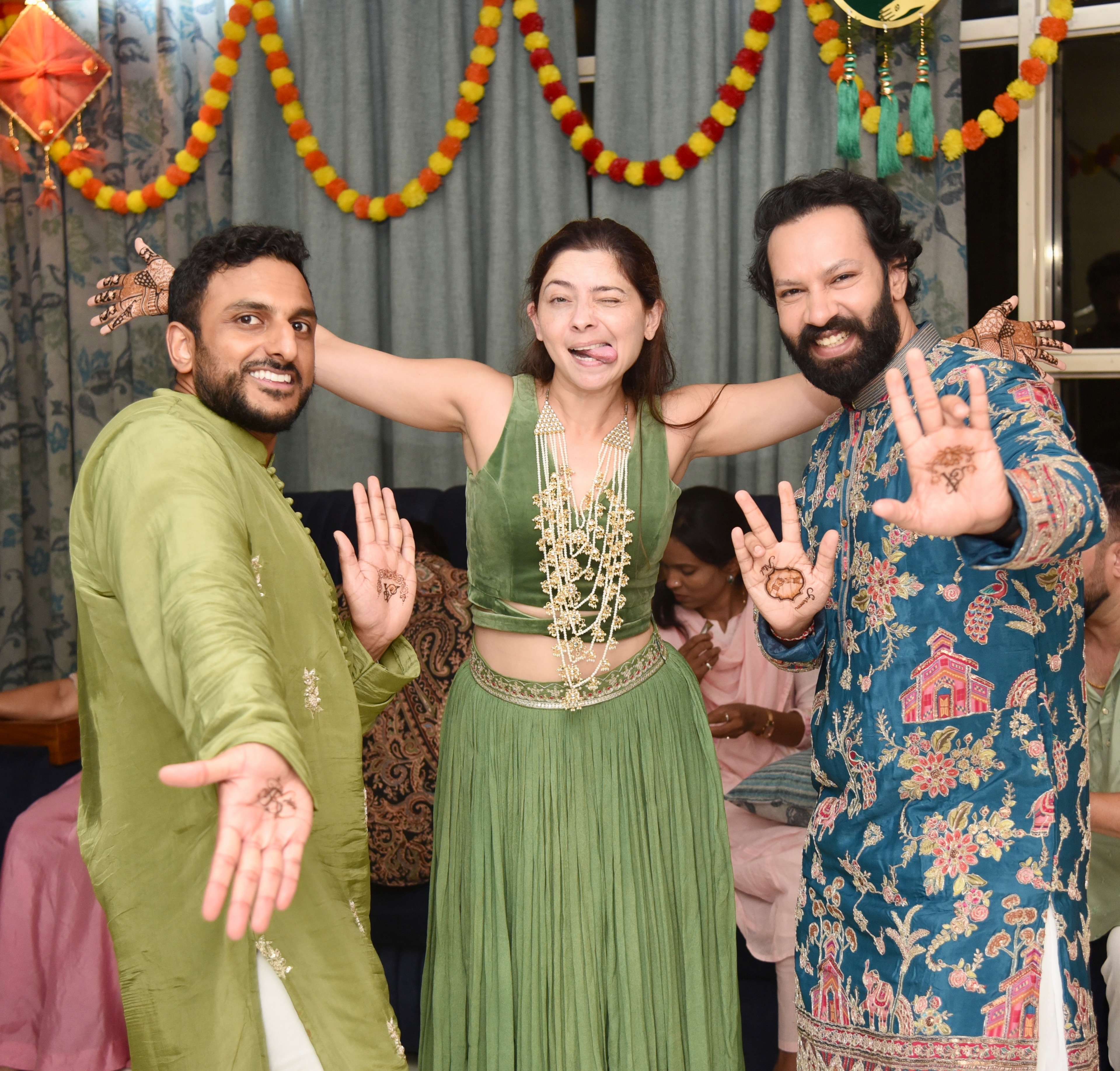 Sonalee Kulkarni Brother Wedding Mehndi Ceremony Photos