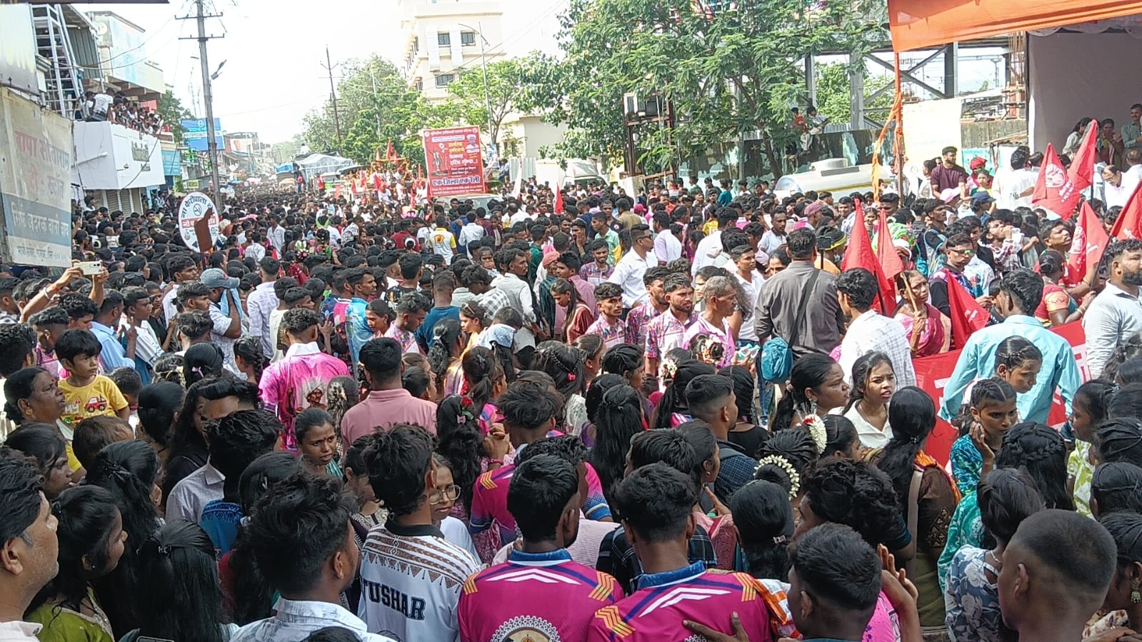 palghar adivasi din rally