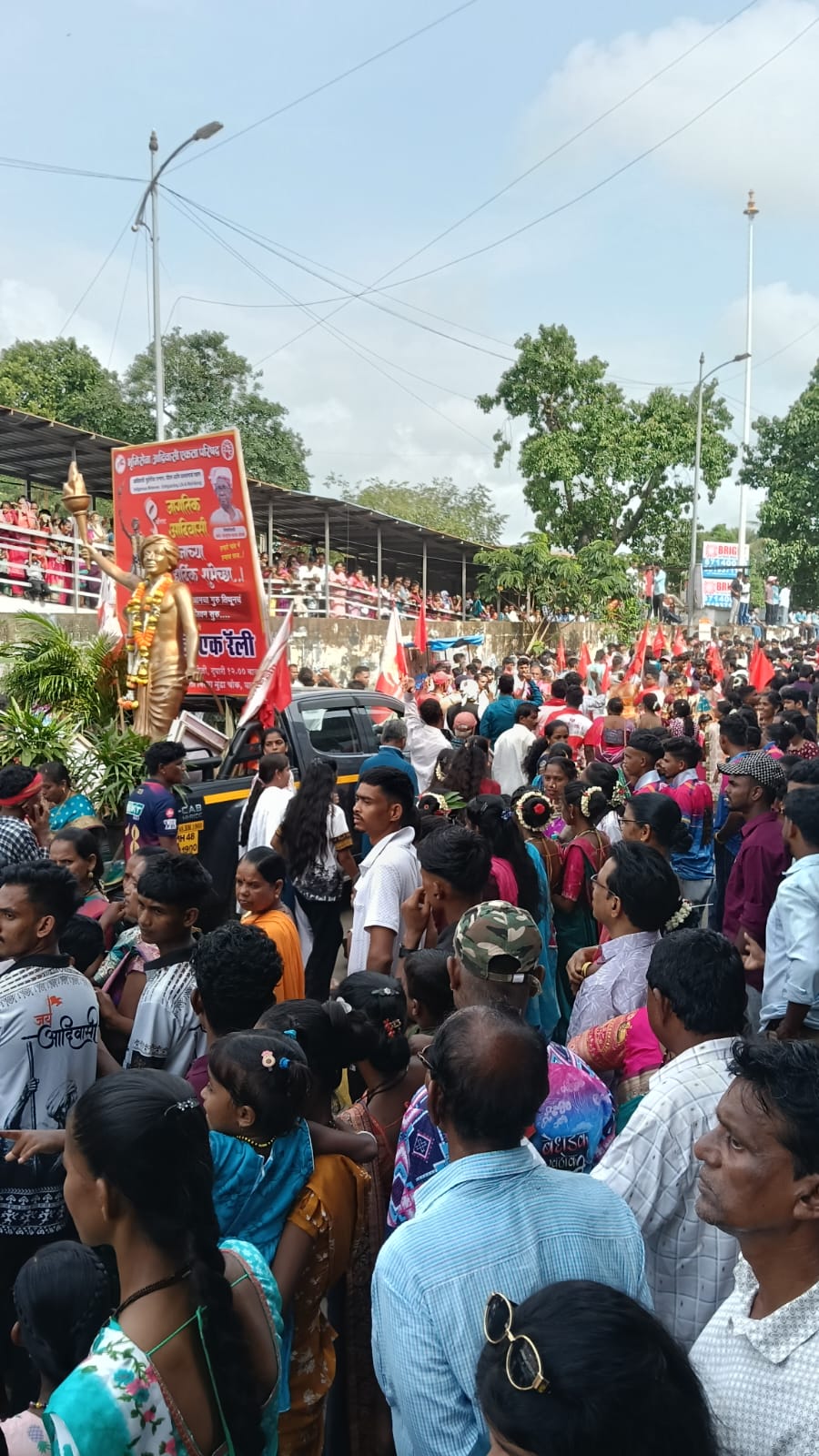 palghar adivasi din rally